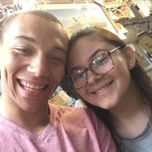 Meet your Posher, Christian